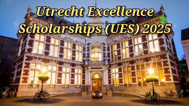 Historic building at dusk with ‘Utrecht Excellence Scholarships (UES) 2025’ text overlay. A modern sculpture and parked bicycles highlight the blend of tradition and contemporary culture.